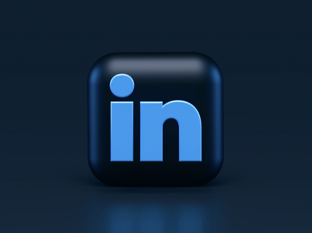 Boosting your LinkedIn Presence in 2021 Boosting your LinkedIn Presence in 2021